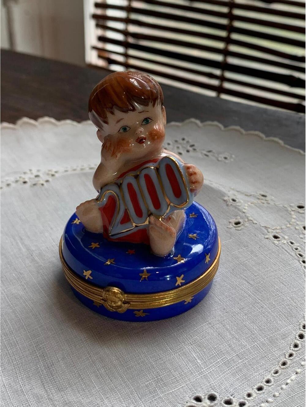 Limoges Millenium Baby Boy - Year 2000 - Limited Edition 74/500 - Peint Main